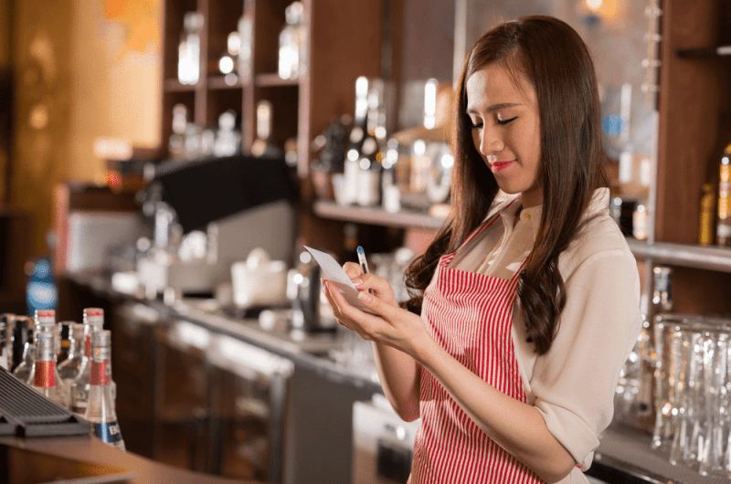 Pekerjaan Part Time Yang Bisa Diambil Saat Kuliah